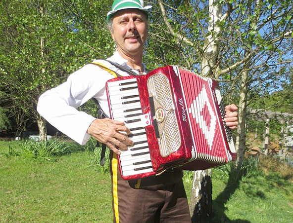 German Band Melbourne - Oompah Band - Singers Musicians